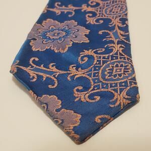 Vintage Men's Tie Blue with Pink Paisley Pattern 3.25w X 53l #58R